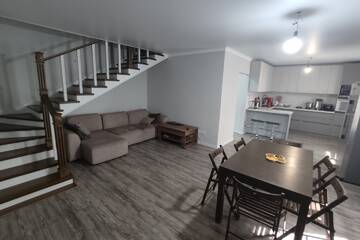 4-к квартира, 131 м², 5/6 эт.