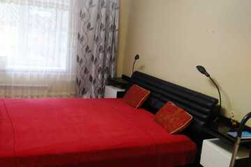2-к квартира, 60 м², 1/4 эт.