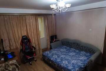 2-к квартира, 47 м², 3/5 эт.