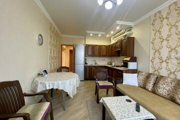 1-к квартира, 53 м², 5/5 эт.