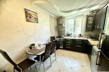 3-к квартира, 73,3 м², 2/5 эт.