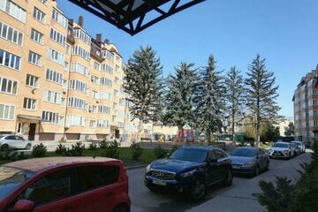 1-к квартира, 57 м², 1/6 эт.