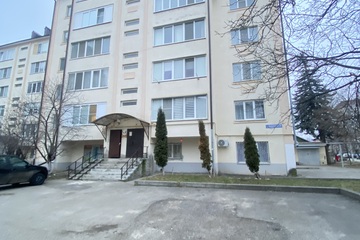 2-к квартира, 72,3 м², 1/5 эт.