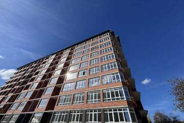 2-к квартира, 70 м², 8/9 эт.