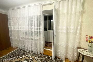 2-к квартира, 37 м², 3/5 эт.