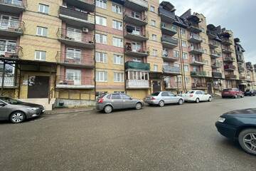 3-к квартира, 78 м², 1/6 эт.