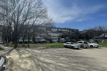 2-к квартира, 40 м², 5/5 эт.