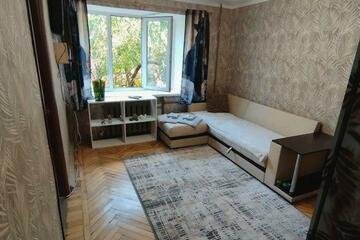 2-к квартира, 32 м², 2/3 эт.