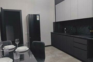 1-к квартира, 50 м², 1/7 эт.