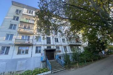 2-к квартира, 48 м², 2/5 эт.