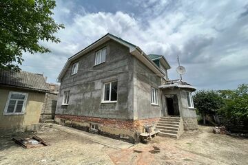 Дом, 350 м², 2 эт.